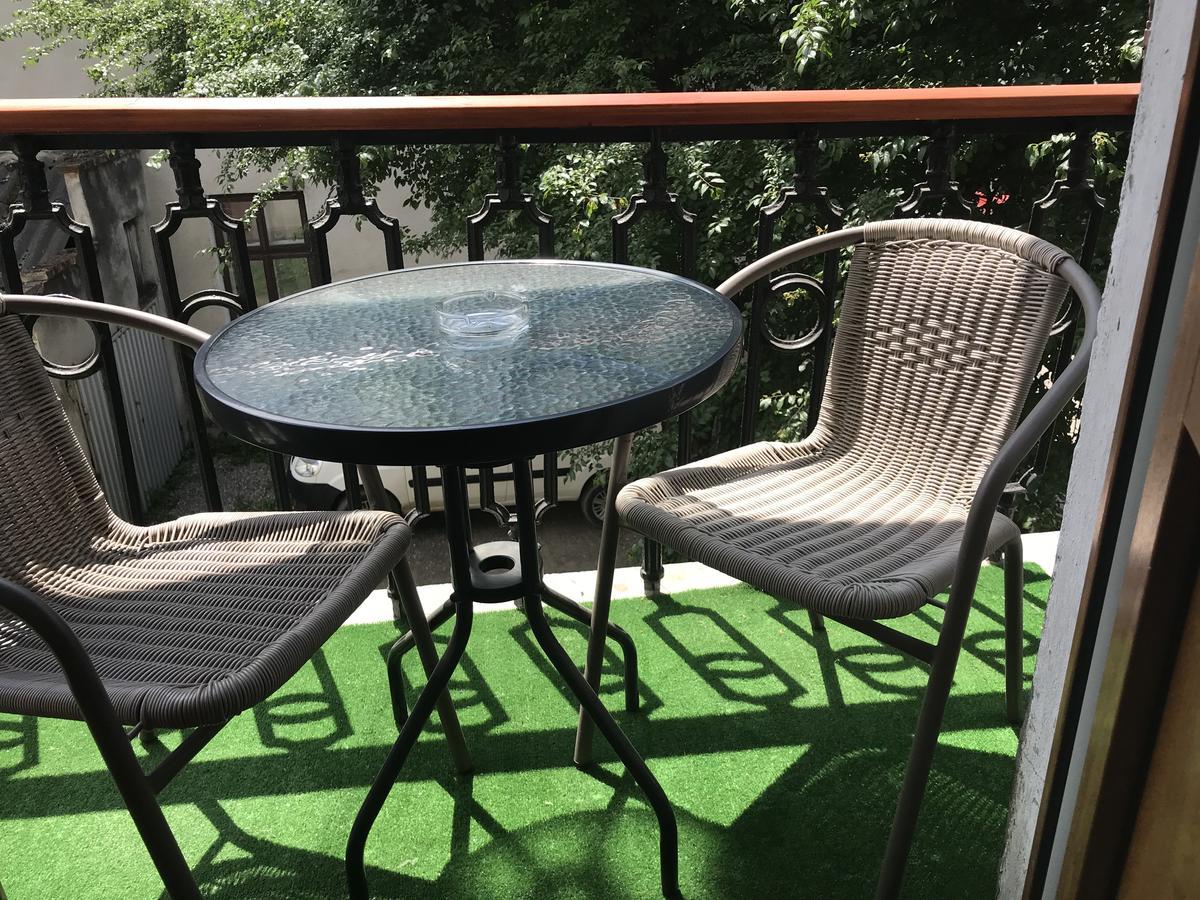 Elitne Zhitlo Apartment Kolomyia Bagian luar foto